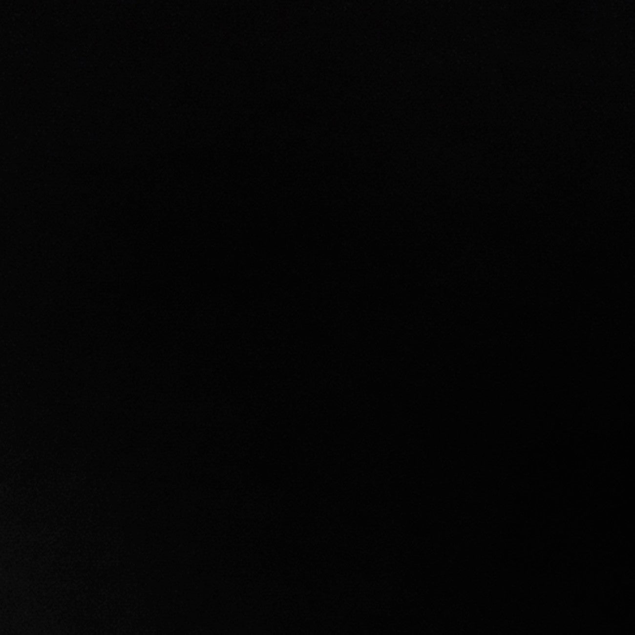 C390 Black 3 Yard Wide Cuddle Cut