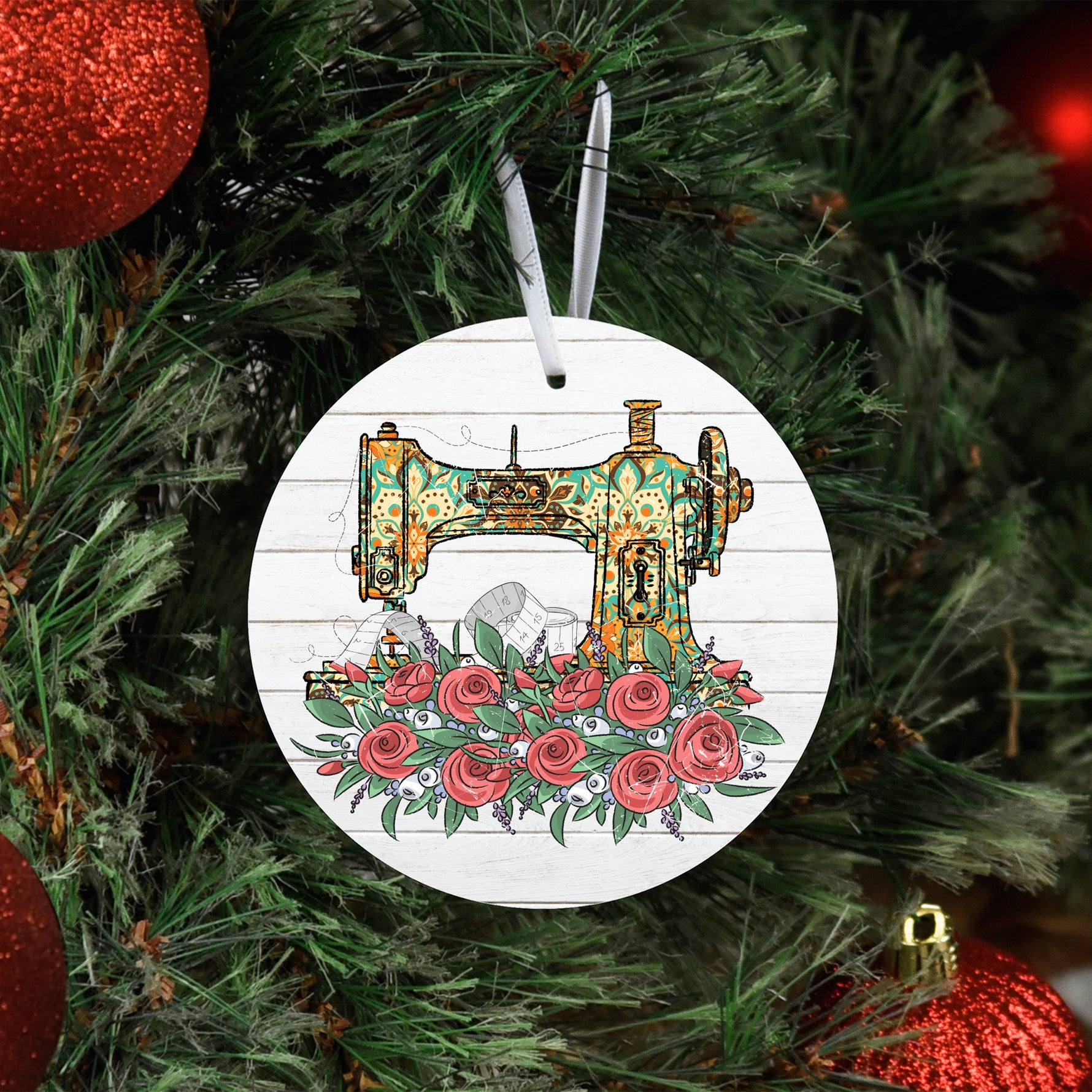 Sewing Machine with Roses Metal Ornament