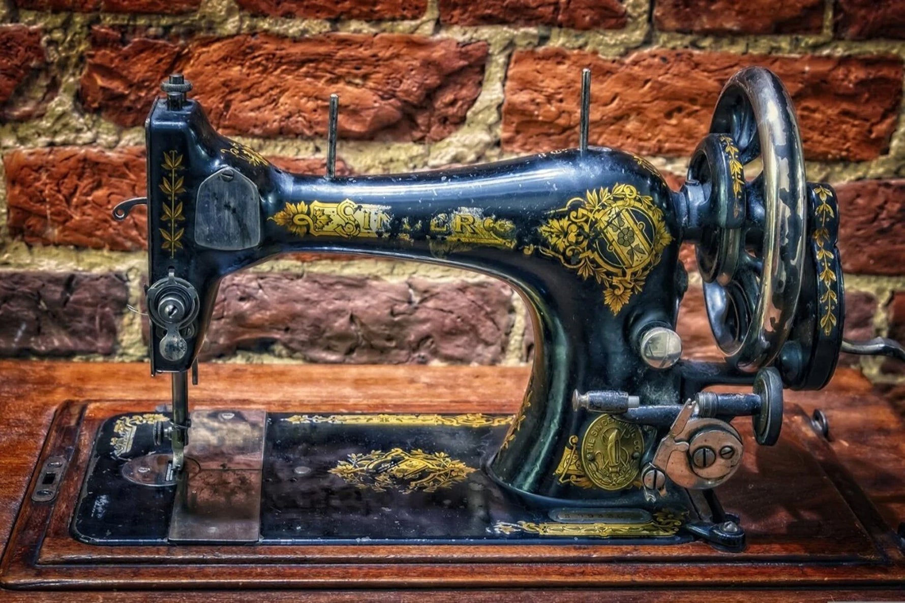 Vintage Singer Panel 24in x 16in