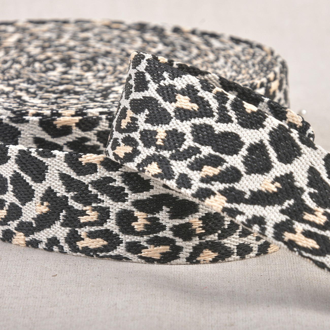 Animal Print Webbing Jaguar Beige 1-1/2in x 16yds