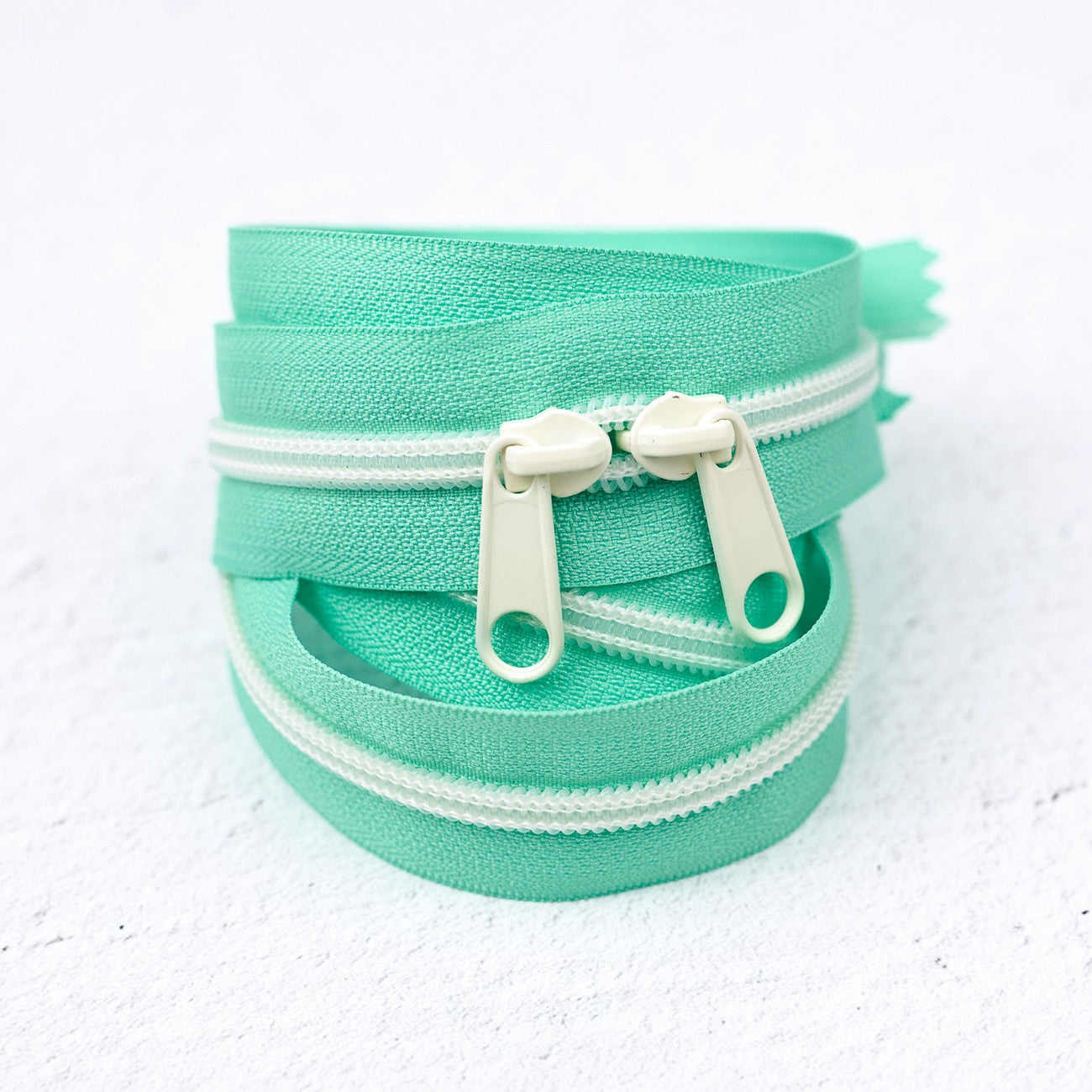 40in Handbag Zipper Beach Glass